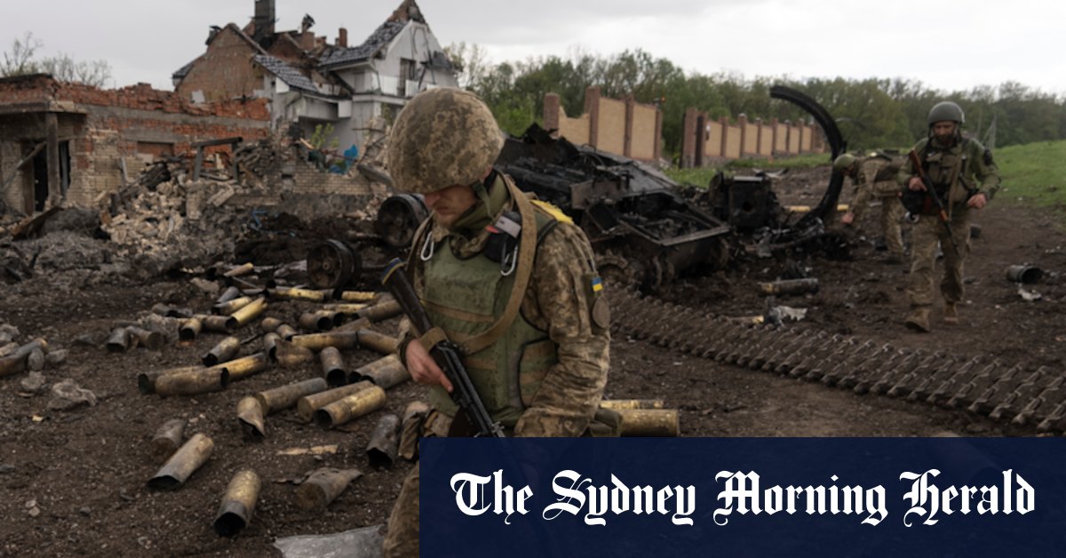 Ukrainian troops holding destroyed village believe Russians withdrawing across border - Vimarsana News