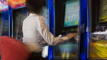 The NSW Crime Commission will use its royal commission-style powers to investigate whether significant amounts of dirty funds are being washed through pokies venues.