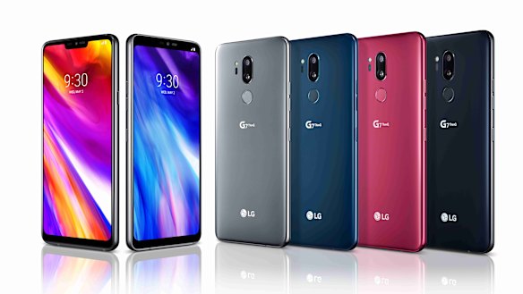 The LG G7 can show or hide its 'notch'.