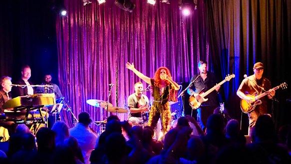 Nikka Costa performing at the Paddo RSL, a live music venue in Sydney’s eastern suburbs.