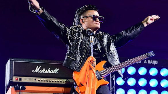Jack Ma performed on stage at his four-hour farewell party.