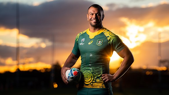 Kurtley Beale in Australia's away strip for the Rugby World Cup, featuring the popular Indigenous jersey design by Dennis Golding. 