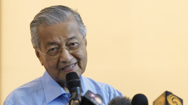 Mahathir Mohamad: my comments were taken out of context.