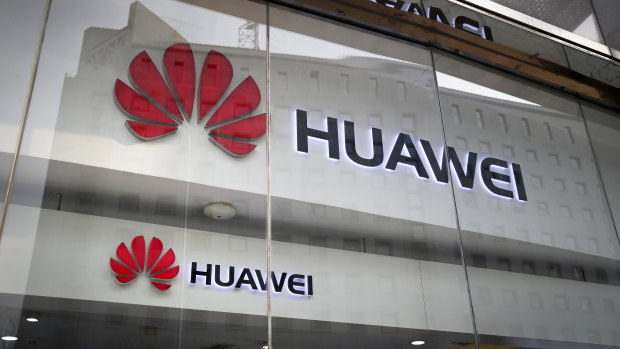 British security officials say Huawei's telecoms equipment Huawei contains security flaws.