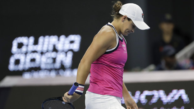 Ashleigh Barty started strongly but couldn't outlast Naomi Osaka in the China Open final.
