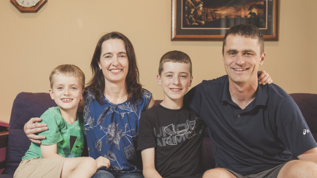 Vicki and Ken Mansell, with their children Ben 7, and Josh 11. Vicki and Ken live in Chapman and have been married 20 years.