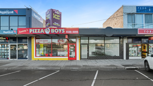Fierce competition saw two adjoining properties at 133 and 134 Station Street in Aspendale sell for 43 per cent above their reserve.