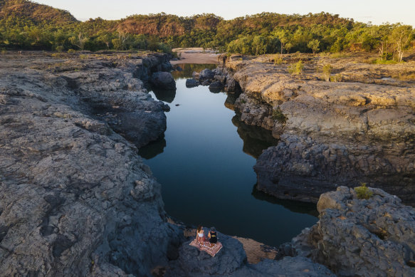Down at the water’s edge at Copperfield Gorge.