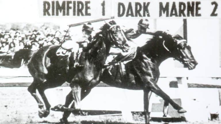 The last stages of the 1948 Melbourne Cup