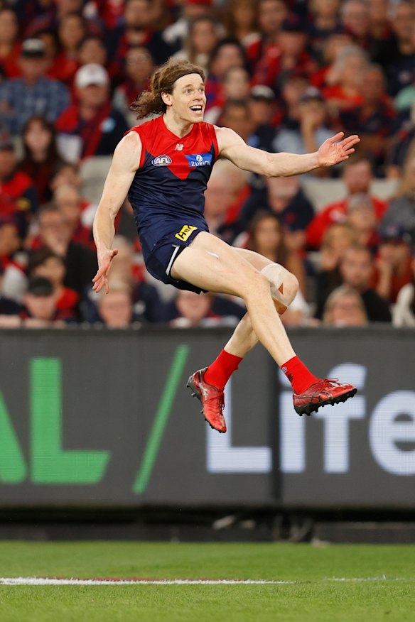 Ben Brown has to follow through in line with a set shot.