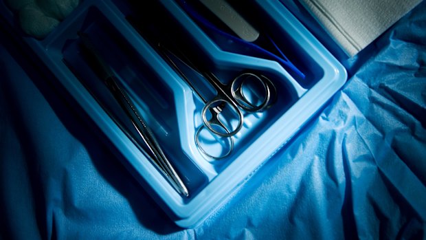 Perth man claims health staff bungle cost him his lower leg
