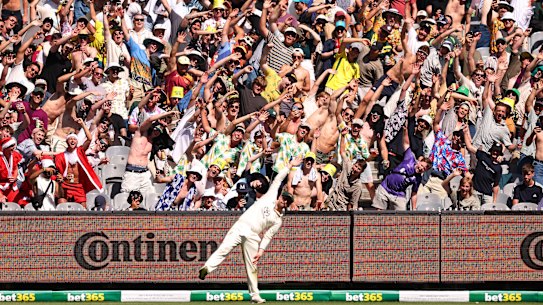 Travis Head entertains fans at last month’s MCG Test against Pakistan. Despite the adulation, his returns with the bat in that series were below par.