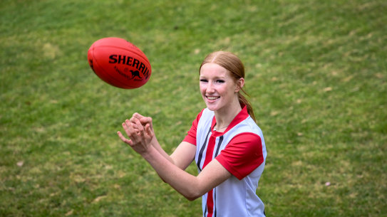 Year 9 student Maddison Meagher who plays footy for Eltham College.