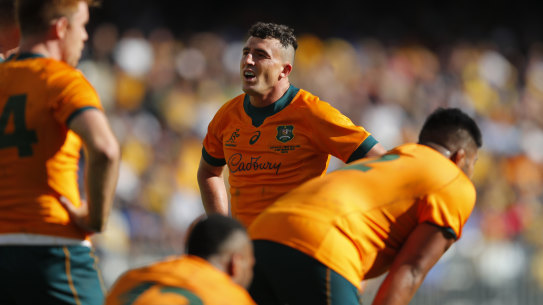 PERTH, AUSTRALIA - SEPTEMBER 05: Lachlan Lonergan of the Wallabies reacts after a try by the All Blacks during the Bledisloe Cup match between the Australian Wallabies and the New Zealand All Blacks, part of The Rugby Championship, at Optus Stadium on September 05, 2021 in Perth, Australia. (Photo by James Worsfold/Getty Images)