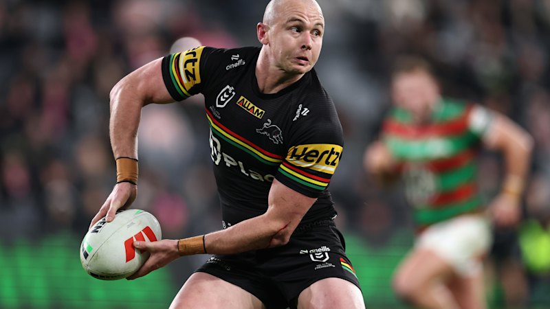 Edwards gives Panthers early lead, Walker sin-binned for Rabbitohs