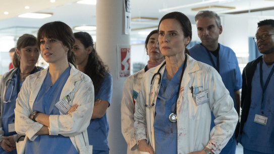 Blanca Suárez and Aitana Sánchez-Gijón in Breathless.