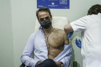 Greek Prime Minister Kyriakos Mitsotakis’ vaccine photo in January last year also drew attention.