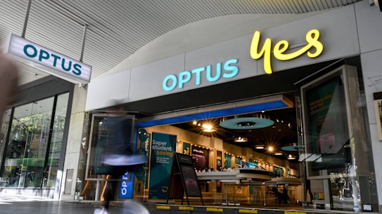Optus says they are aware of the issue. 