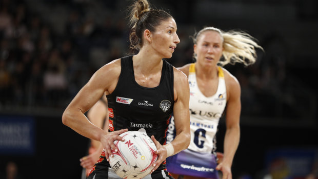 Kim Ravaillion of the Magpies in action during the Round 1 Super Netball match.