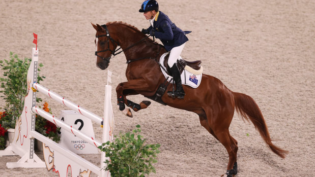 Andrew Hoy rides to a medal.