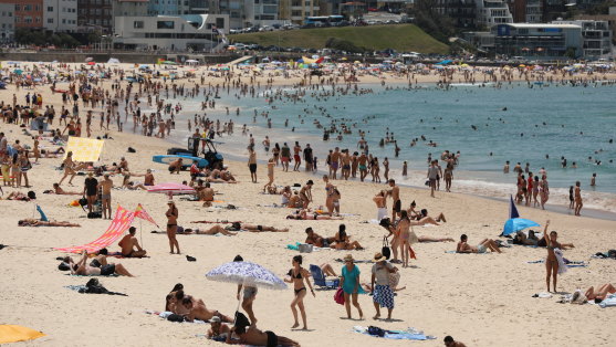 Beachgoers at Bondi during the weekend's heatwave.