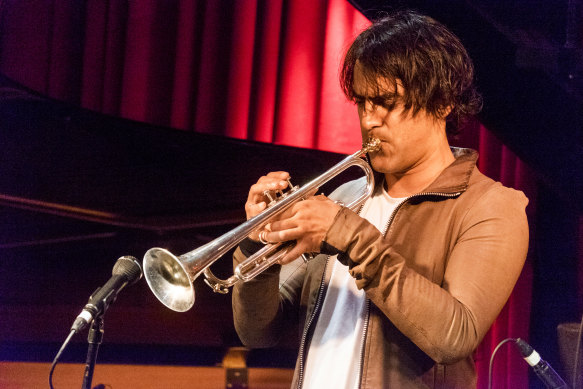 Niran Dasika performing at The Jazzlab, Decembe r2022. 