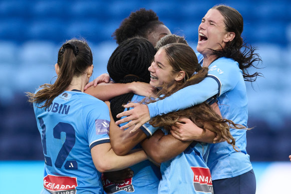 Sydney FC are through to grand final. 