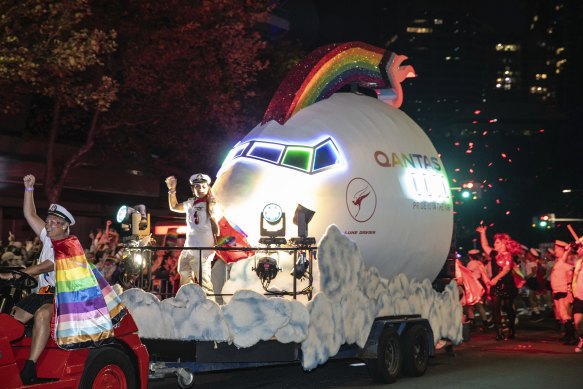 The Qantas float pays tribute to its employee Luke Davies.