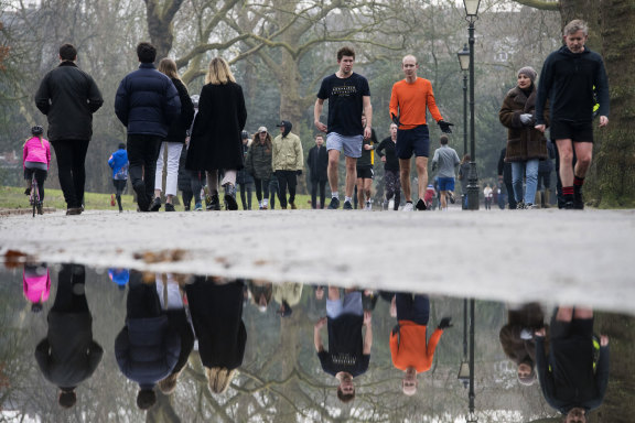 Philip Hensher’s characters try to walk in Battersea Park during lockdown but, unlike these amblers, never get there.