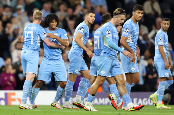 Nathan Ake (second from left) celebrates his Champions League goal on Thursday.