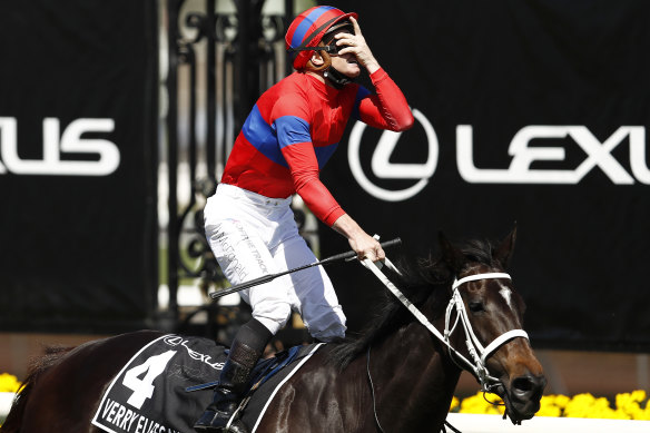 James McDonald and Verry Elleegant win the Melbourne Cup.