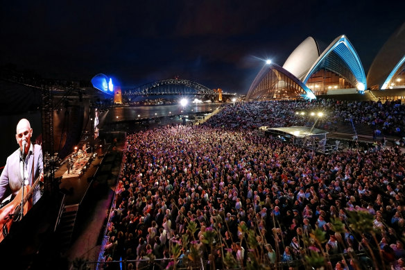 Paul Kelly performs on the Opera House Forecourt in 2017.