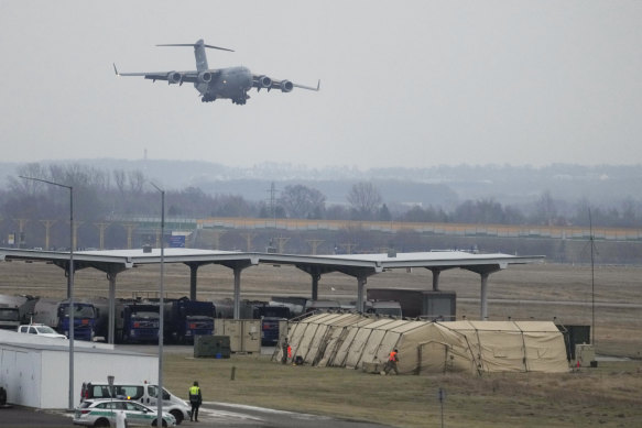 A US Air Force transport plane landing at the Rzeszow-Jasionka airport in southeastern Poland on Sunday bringing from Fort Bragg troops and equipment of the 82nd Airborne Division. 