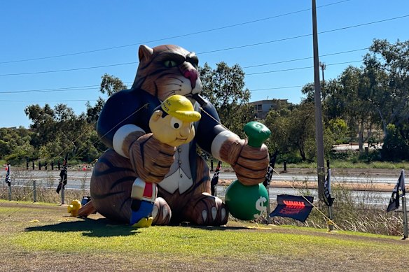 BHP strikes at Hedland Port.