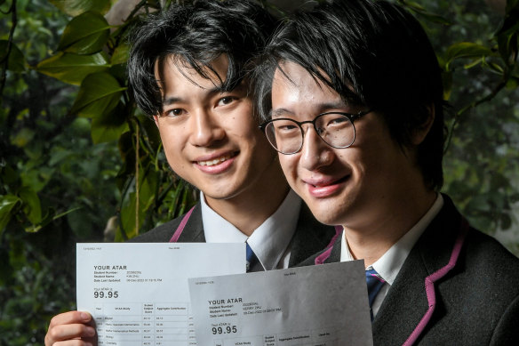 Haileybury twins Kim and Kerry Zhu both received the maximum ATAR.