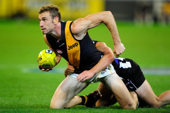 Shane Tuck in action for Richmond in 2012.