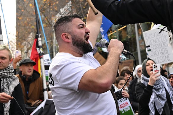 Se descubrió que Hash Tayeh había incitado al odio contra los judíos en una protesta contra Israel.