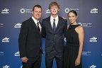 Lleyton, Cruz and Bec Hewitt on the blue carpet.