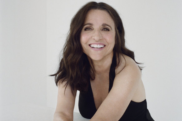 GoodWeekend Julia Louis-Dreyfus says the consolidation of money and power in fi lm and TV means there are now “lots of cooks and lots of people with opinions”, which makes it harder to sell “outside-the-box” ideas.