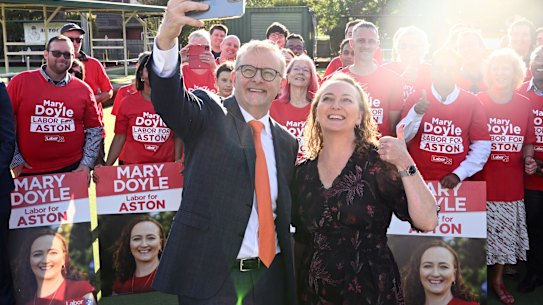 Prime Minister Anthony Albanese and Mary Doyle, Labor’s candidate for Aston, at Bayswater Bowls Club last month.