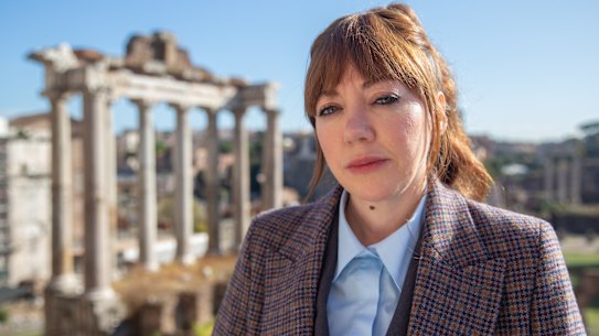 Unlike in many historical documentaries, Philomena Cunk (Diane Morgan) is given permission to be clueless, rude, naive and supremely confident in her mockumentary Cunk on Earth.