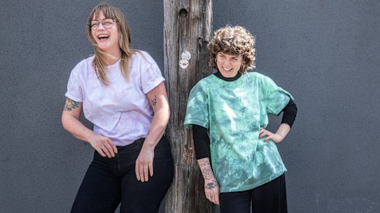 Single friends Erin Kinley and Jenna Gray have formed a "social bubble".