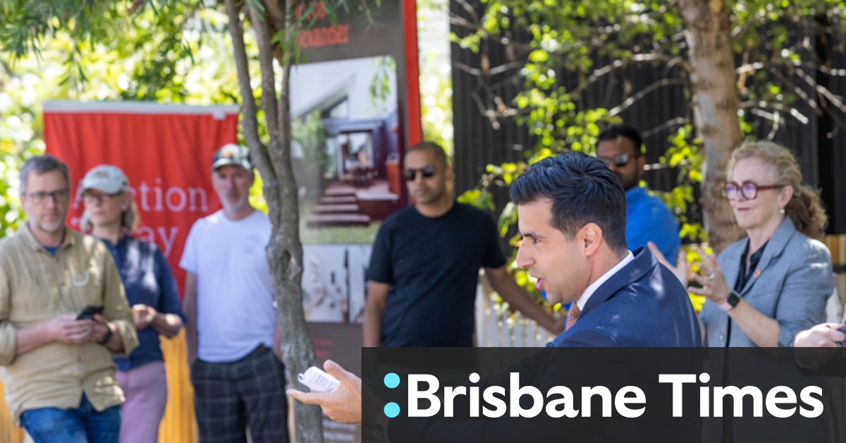 Melbourne auctions: Fitzroy North renovated home sells for $2.5 million at auction - Vimarsana News