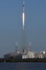 A SpaceX Falcon 9 rocket lifts off at the Cape Canaveral Air Force Station in Florida on Sunday.