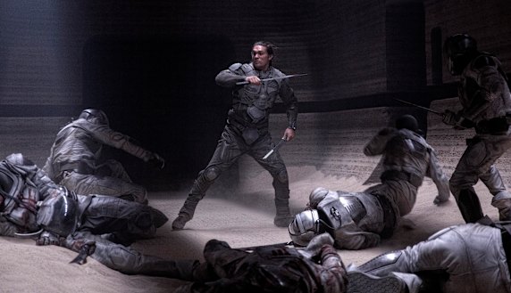 Jason Momoa in a battle scene in Dune. 