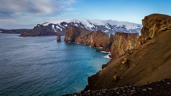 Neptune’s Bellows – the entrance to Deception Island’s Harbour.