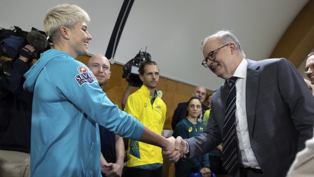 Prime Minister Anthony Albanese meets Matildas player Michelle Heyman on Friday.