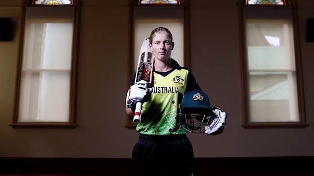 Australian women's cricket star Meg Lanning leads by quiet example.