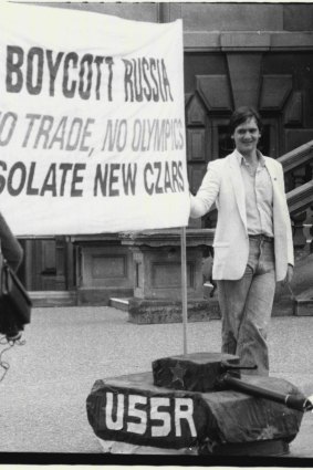 A solitary demonstrator by his banner, in Sydney in 1980.
