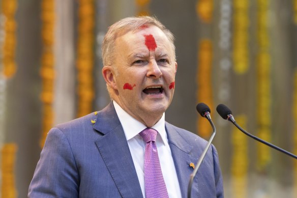 Anthony Albanese makes a speech during his visit to interview in Ahmedabad.